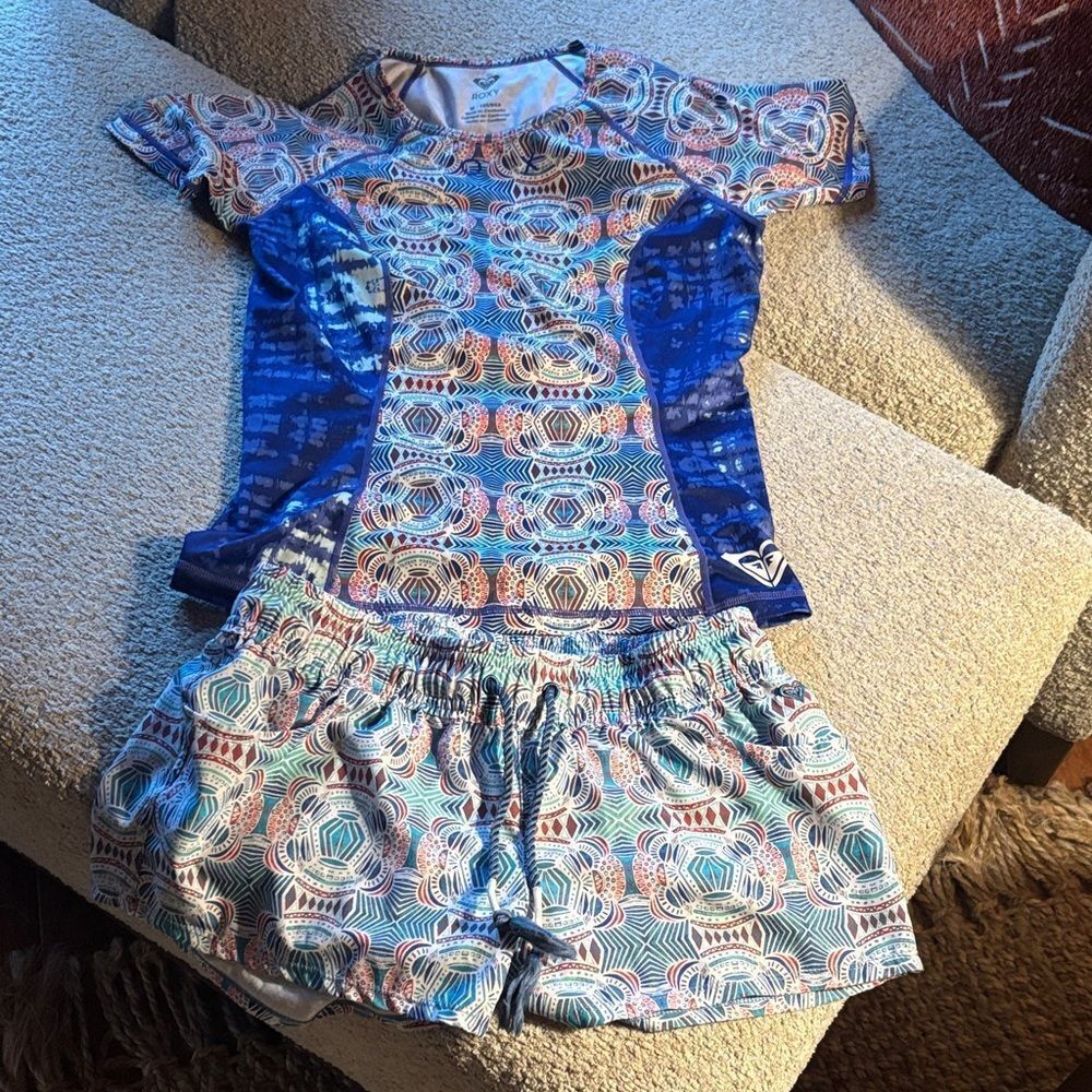 Roxy Blue and Orange Patterned Athletic/swim Set